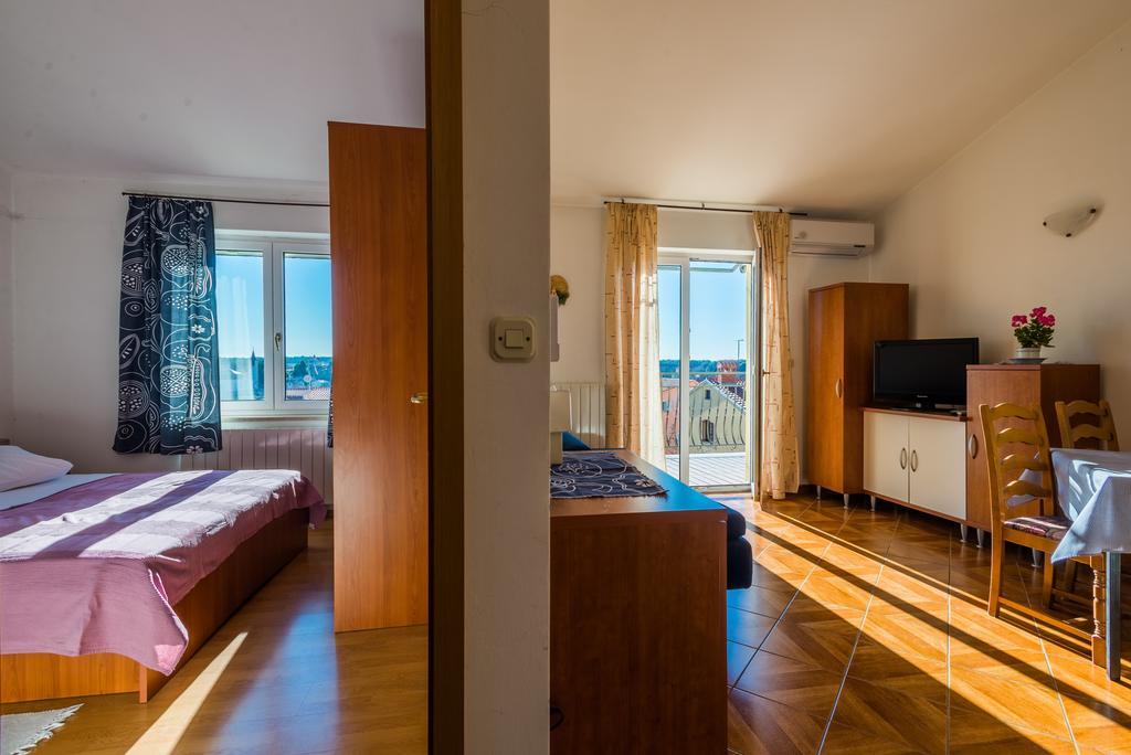 Apartment Majoran 普拉 外观 照片